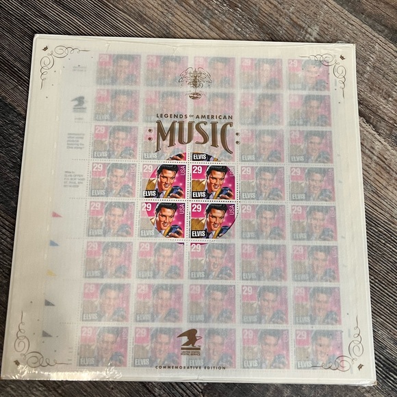 Vintage RARE! Elvis Presley stamp collection in sealed package - Picture 1 of 1